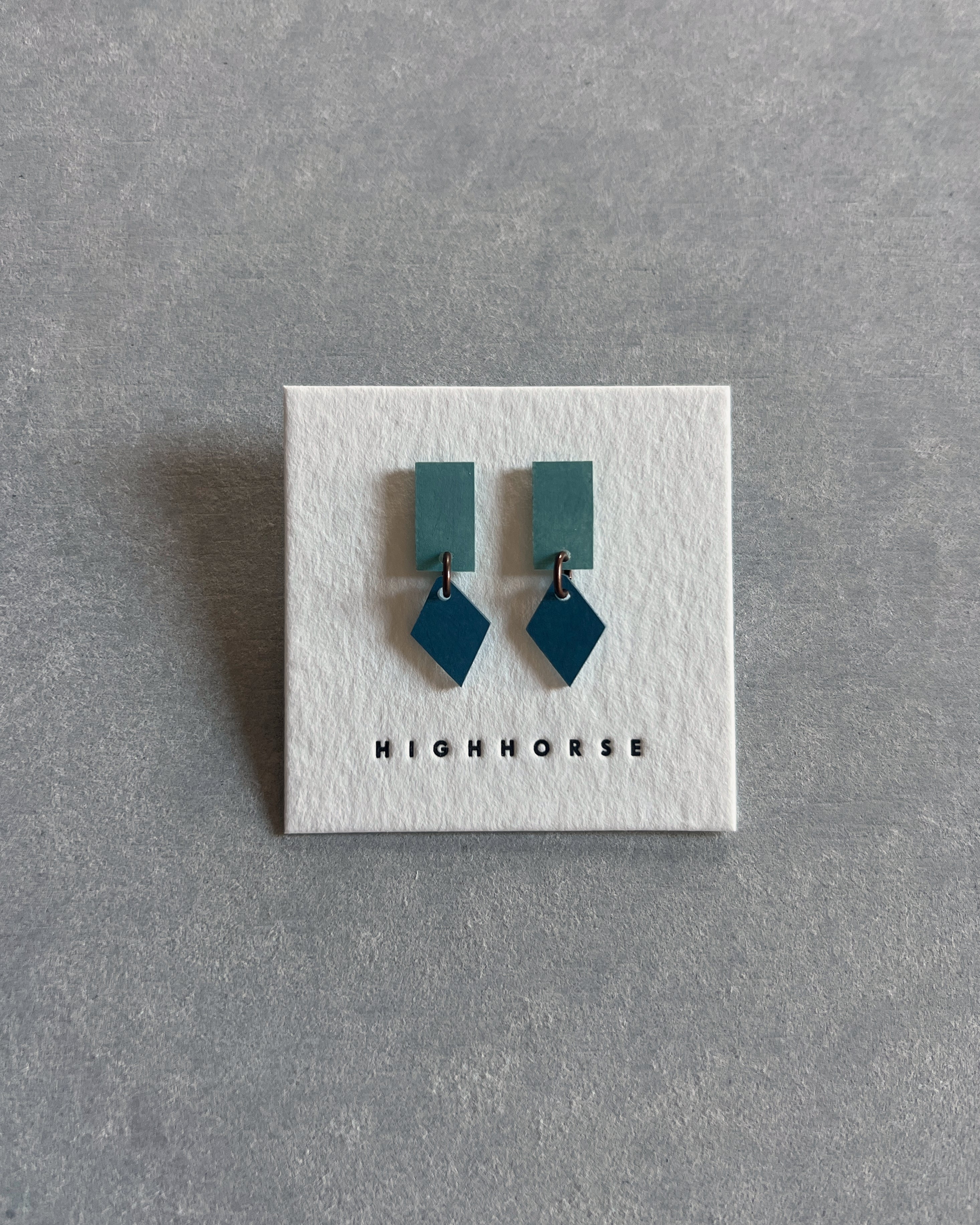 highhorse : lucky charm jointed studs