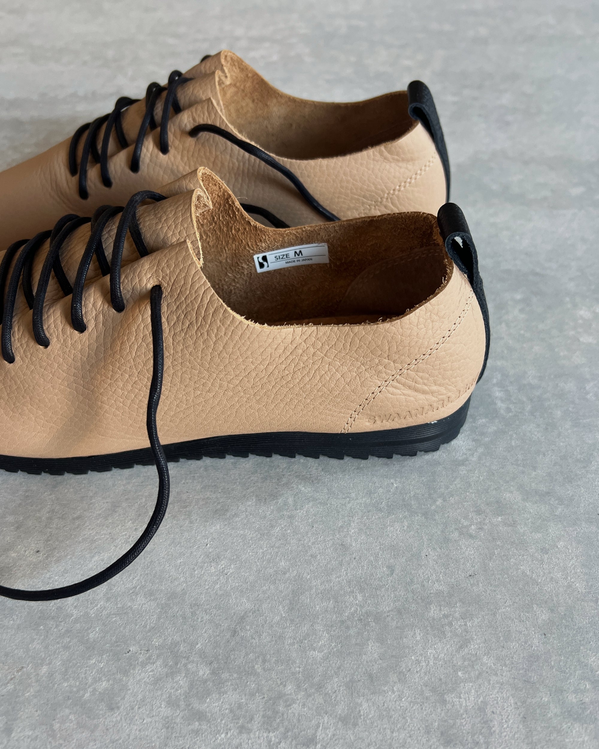 swaanarlberg : japanese leather shoes in cappuccino & carbon