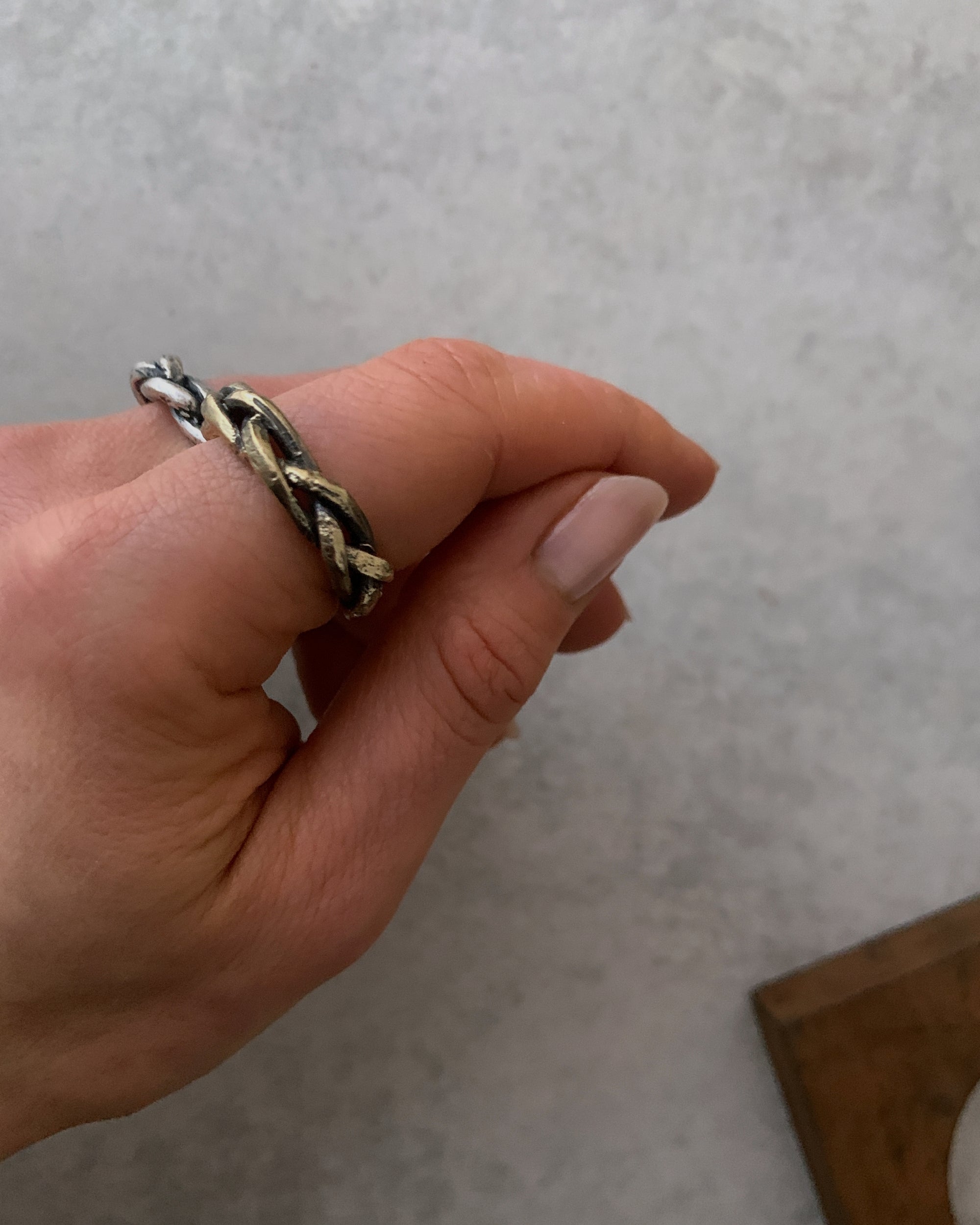 elassaad : plait ring