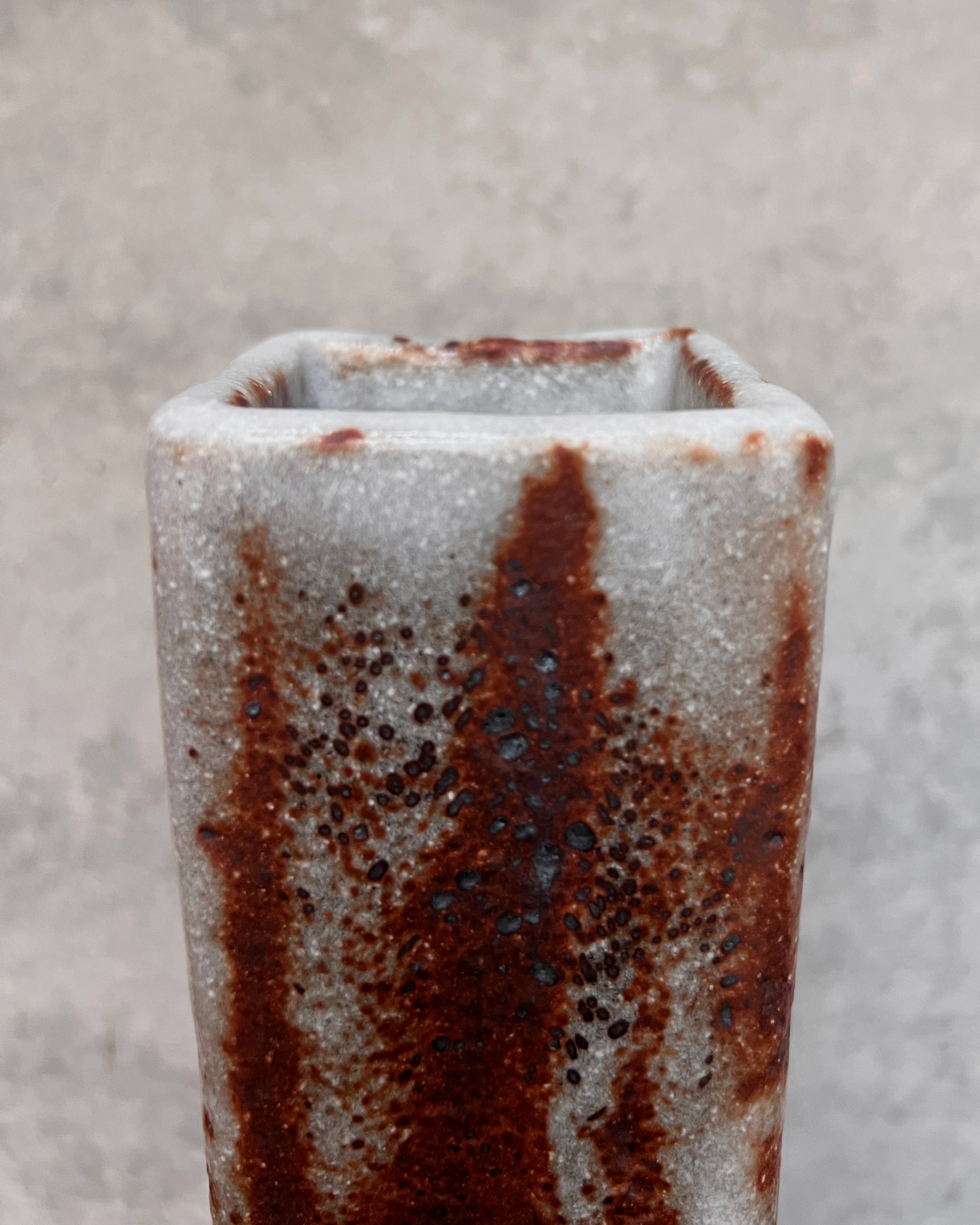 OUJIGAMA : ceramic vase