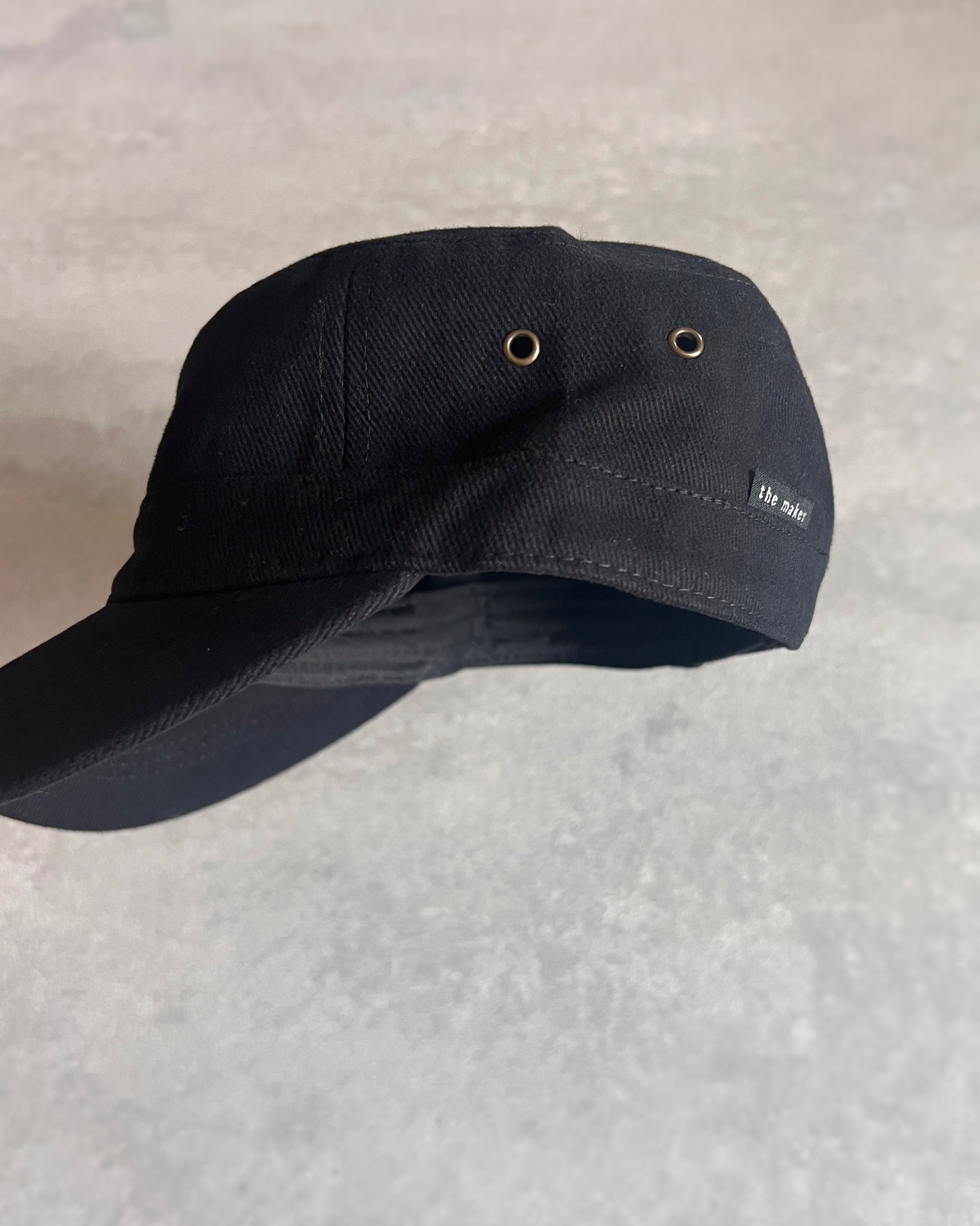 'm' for the maker : field cap in carbon