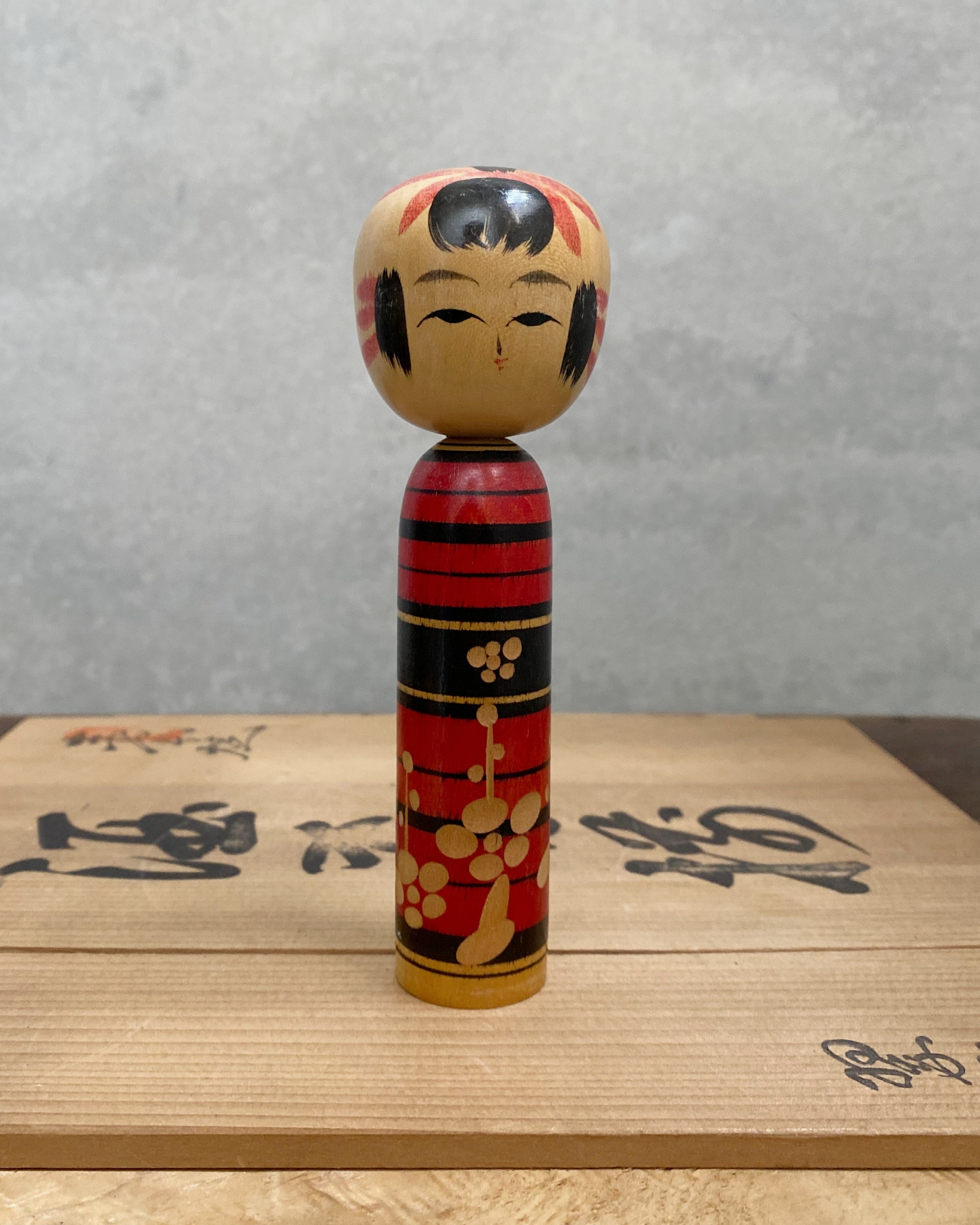 vintage japanese kokeshi