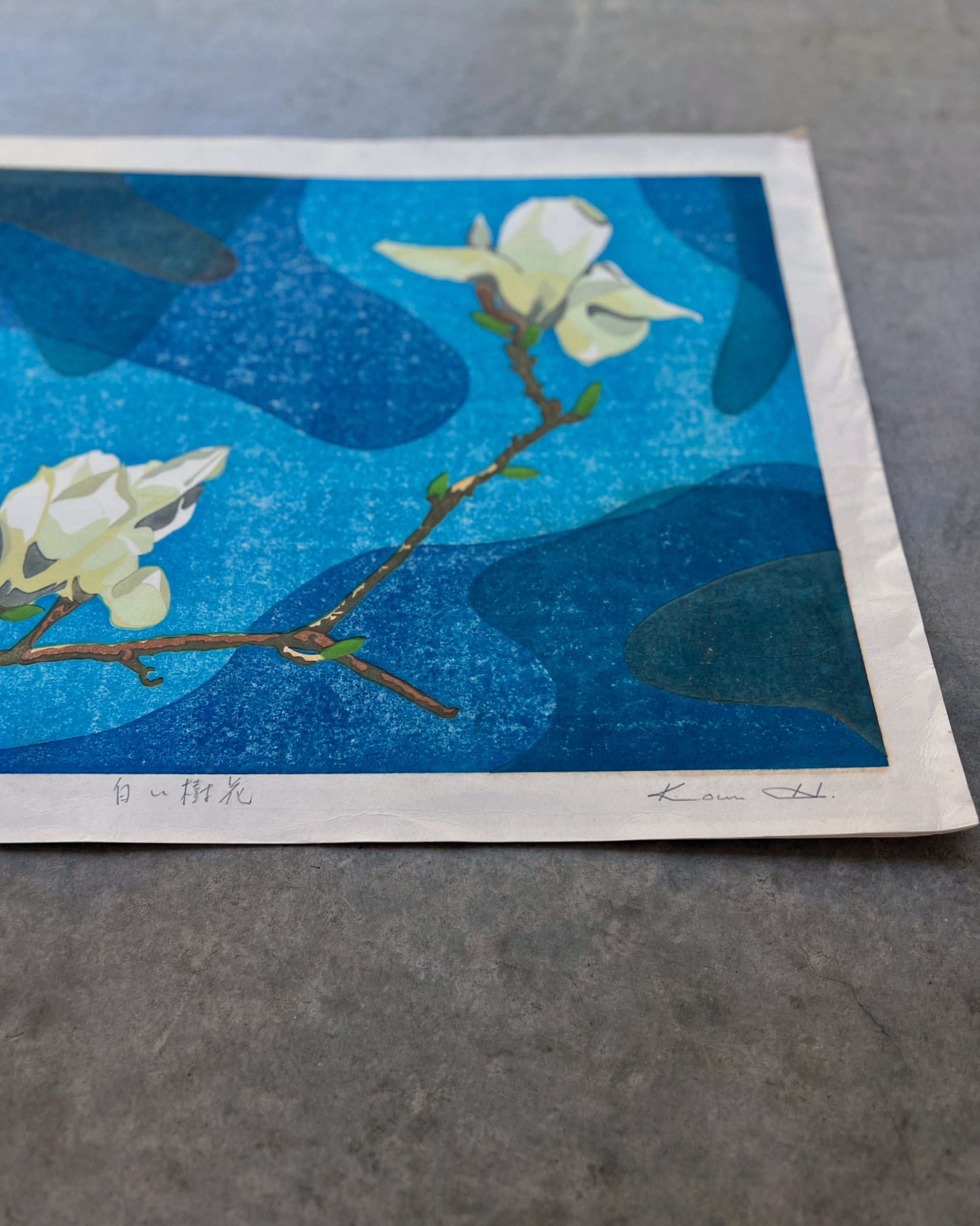 screen print : white magnolia