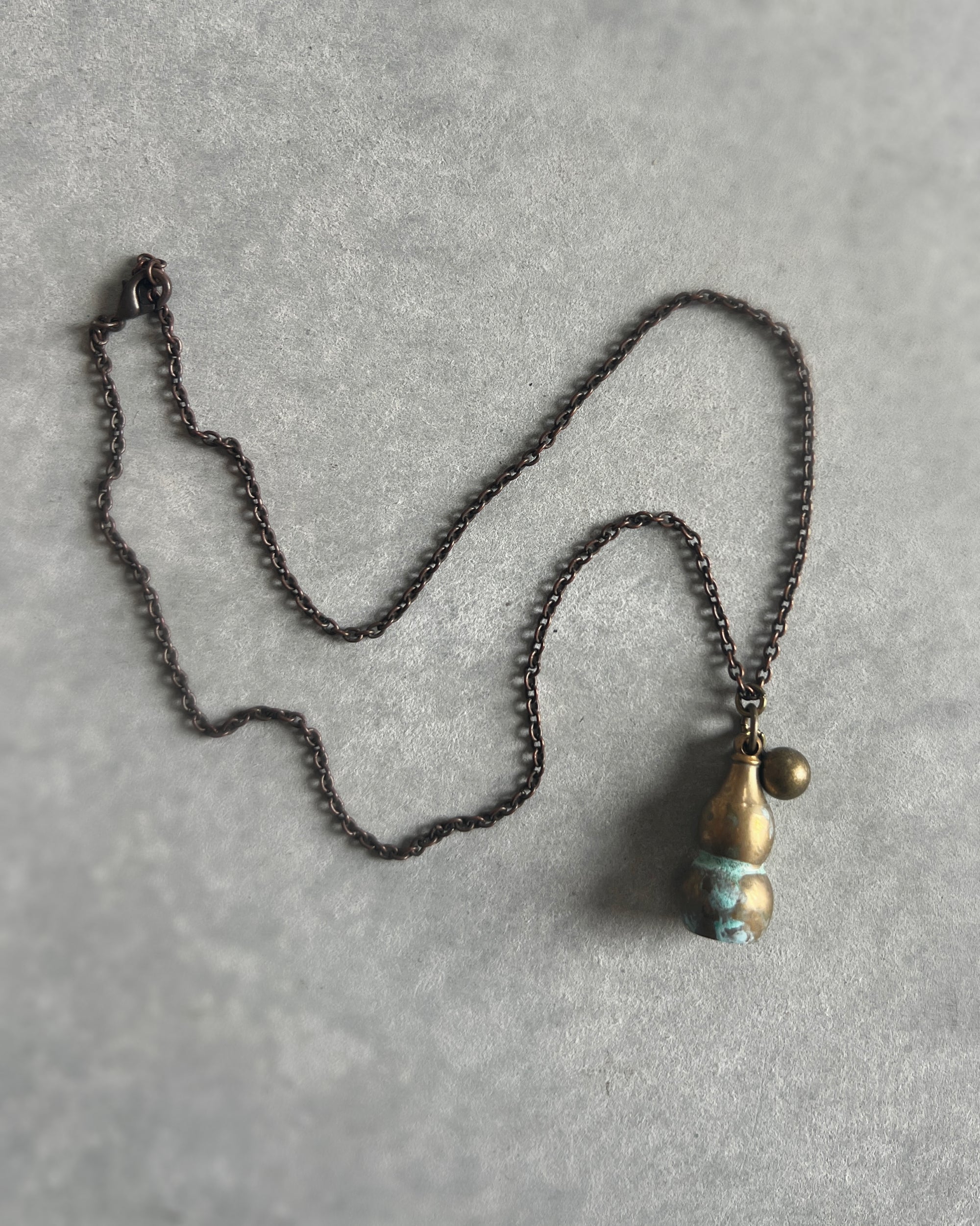 modern marcel : vintage pendant necklace