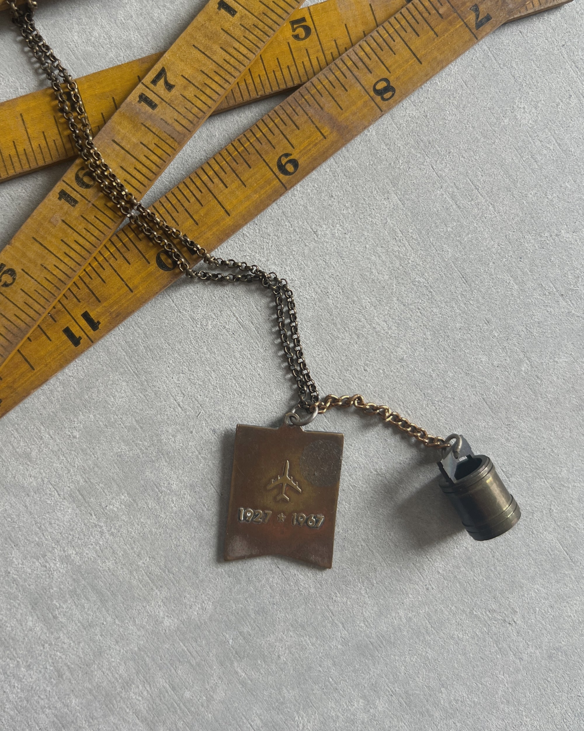 modern marcel : vintage pendant necklace