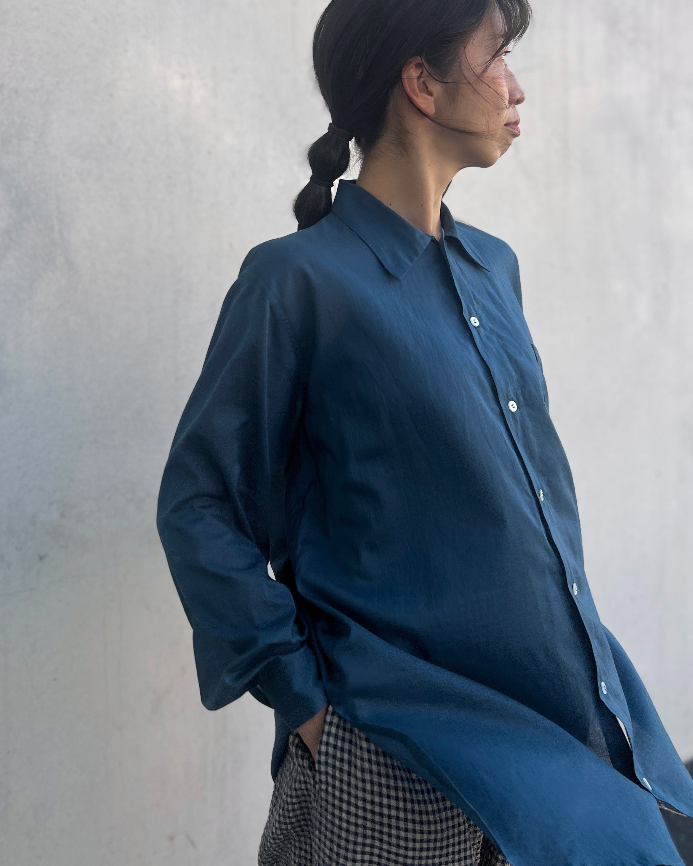 LJ struthers : light weight cotton shirt