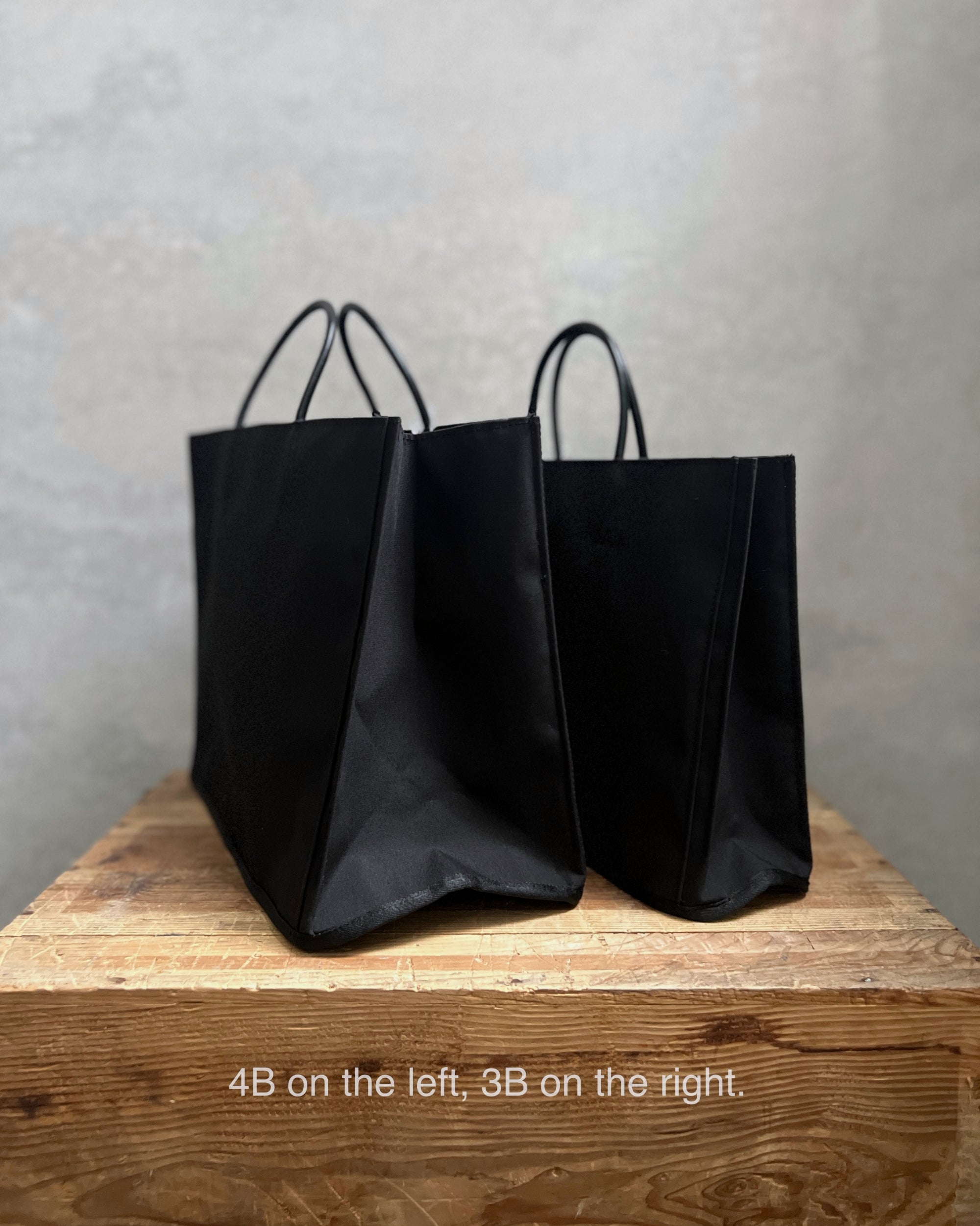 Rootote : tofu tote in carbon