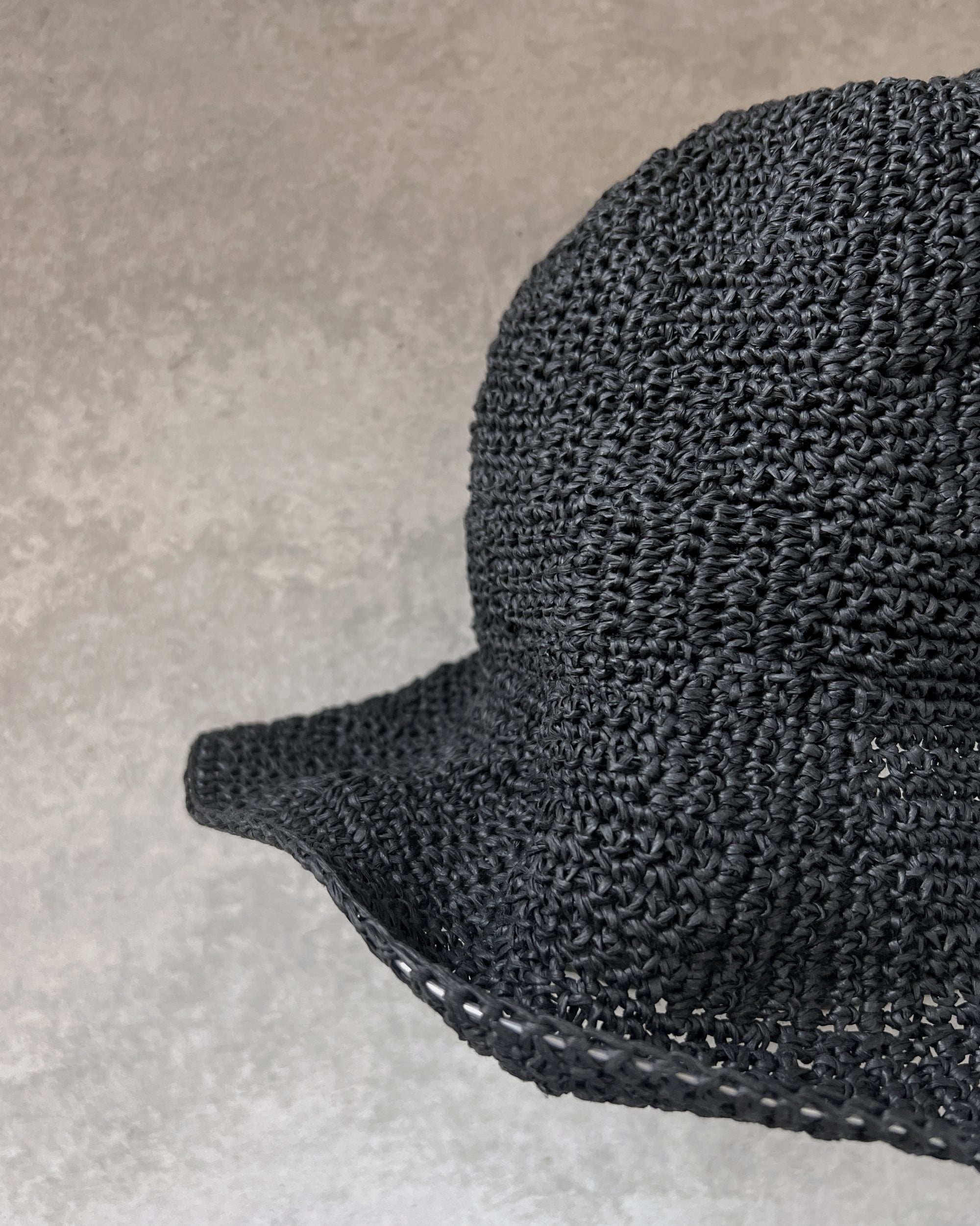 aclp : block hat in carbon