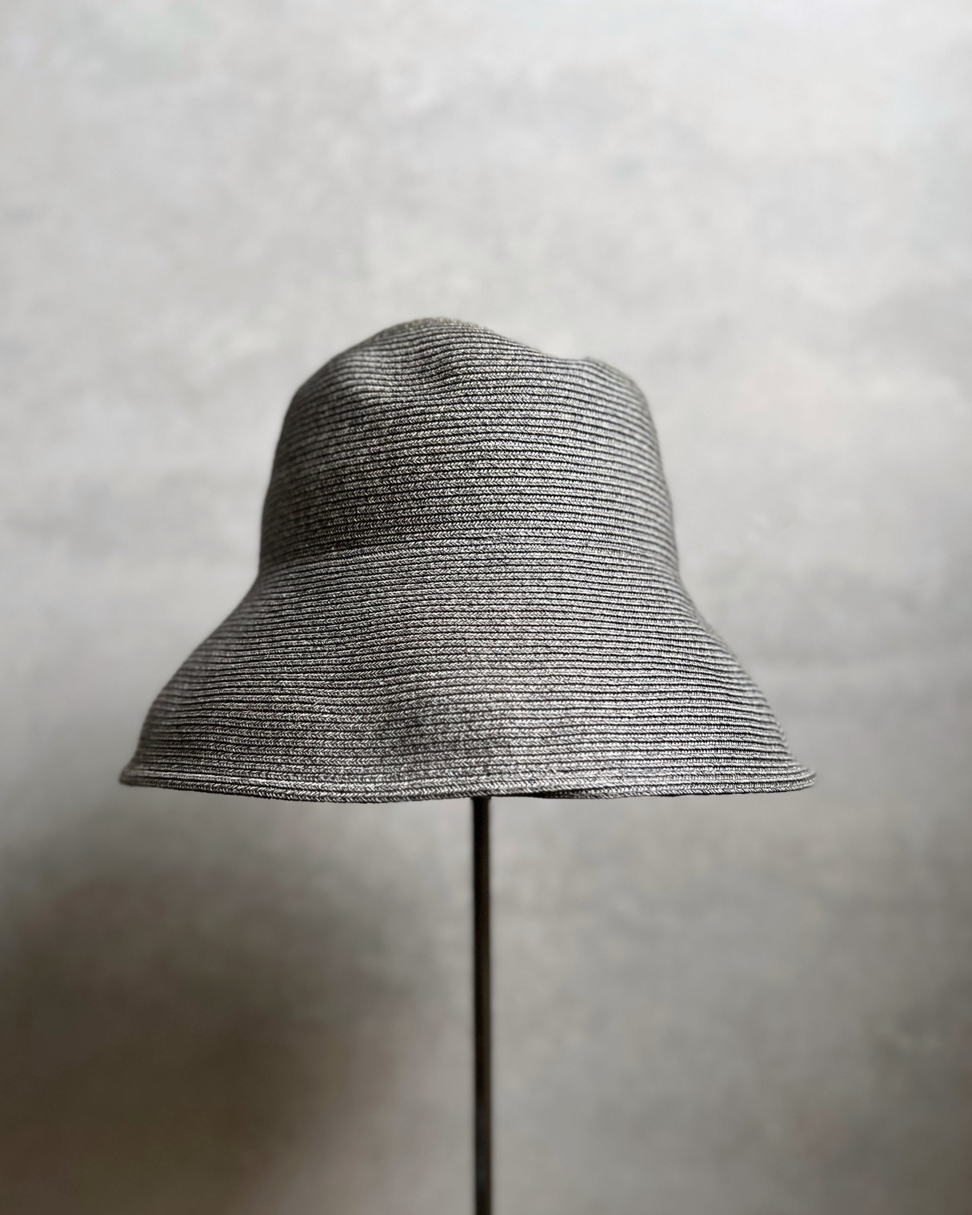 aclp : alma hat in grey